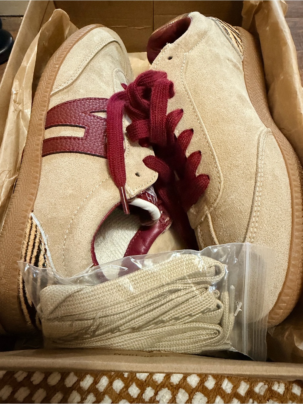 Vintage Havana Dreamer low-top lifestyle sneakers. - Picture 5 of 5